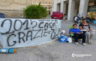 Lecce-protesta-sfrattati-(3)