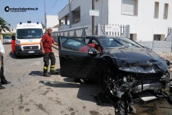 Schianto all'incrocio, Punto si ribalta: 19enne ugentino grave in ospedale - Corriere Salentino