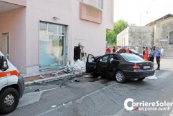 Perde il controllo dell’auto e si schianta contro un muro sfondandolo: muore prozio di Lorenzo Toma - Corriere Salentino