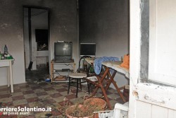 Doppio incendio distrugge abitazione, mistero a Matino: si sospetta il dolo - Corriere Salentino