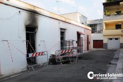 Doppio incendio distrugge abitazione, mistero a Matino: si sospetta il dolo - Corriere Salentino