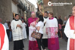 Festività patronali, l’ira dell’Arcivescovo: “Questa città va amata e difesa non mortificata e maltrattata” - Corriere Salentino