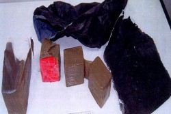 Trovati tre chili di hashish nel muretto a secco, si indaga - Corriere Salentino