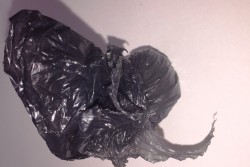 Cerca di passare "erba" al convivente detenuto: arrestata una 32enne di Cavallino - Corriere Salentino