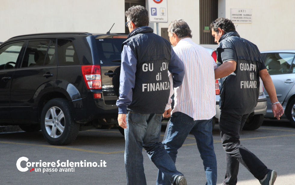 Usura e riciclaggio: uno risponde e si difende, l’altro rimane in silenzio