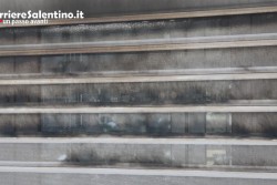 Nuova intimidazione per i familiari del pentito Greco, tentano di incendiare chiosco di bigiotteria in via Trinchese - Corriere Salentino