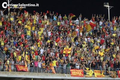 lecce-andria_tifosi2