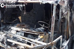 Fiamme dolose alla periferia di Maglie: incendio distrugge "paninaro" e scooter di un 30enne già noto - Corriere Salentino