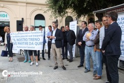 Inaugurazione Frecciarossa, astensioni e proteste dell'ultima ora, ma l'Italia finisce a Bari - Corriere Salentino