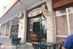 Piazzano ordigno davanti al bar, poi sfrecciano contromano davanti al vigilante - Corriere Salentino