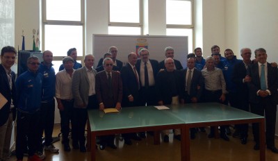 foto-Emiliano-con-circolo-tennis-Maglie