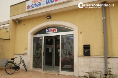 Notte di furti in città, i ladri prendono di mira Snai e bar nel rione San Pio: in fuga con le slots - Corriere Salentino