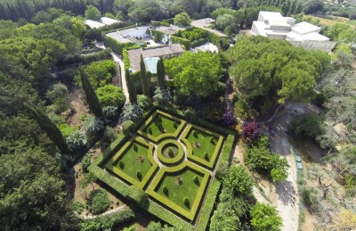 Foto dal sito ufficiale del giardino biologico