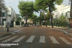 Maltempo, pioggia e danni: crolla tettoia di area servizio, alberi sradicati ed allagamenti in tutto il Salento - Corriere Salentino