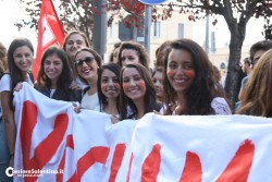 Alunni in strada per chiedere più servizi e democrazia - Corriere Salentino