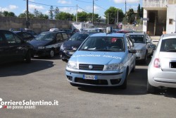 «Loro sì e noi no», quando la polizia viola il codice della strada - Corriere Salentino