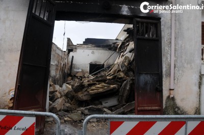 Un cortocircuito scatena l'inferno, devastante incendio distrugge mezzi e garage - Corriere Salentino