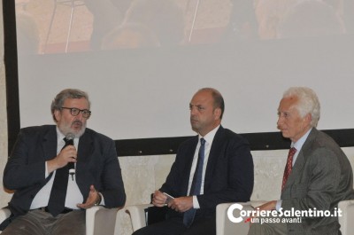 Alfano a Lecce: "Sul terrorismo non esiste sicurezza al cento per cento, ma c'è maggiore controllo sui porti pugliesi e nelle moschee" - Corriere Salentino