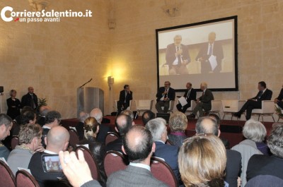 Alfano a Lecce: "Sul terrorismo non esiste sicurezza al cento per cento, ma c'è maggiore controllo sui porti pugliesi e nelle moschee" - Corriere Salentino