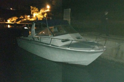 Sbarco "in diretta" di famiglia irachena, scafista brindisino riprende il largo ma viene bloccato - Corriere Salentino