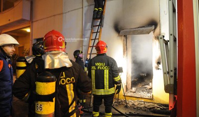 attentato-incendiario-taurisano-(1)