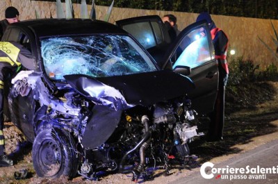 Perde il controllo dell'auto e si schianta contro muro, poi si ribalta: muore studente di 26 anni - Corriere Salentino