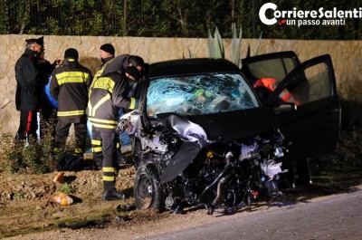 Perde il controllo dell'auto e si schianta contro muro, poi si ribalta: muore studente di 26 anni - Corriere Salentino