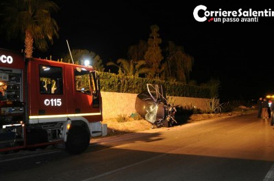 Perde il controllo dell'auto e si schianta contro muro, poi si ribalta: muore studente di 26 anni - Corriere Salentino