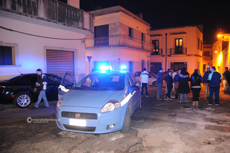 Scavalcano il cancello per svaligiare appartamento ma vengono visti e finiscono dritti a Borgo San Nicola