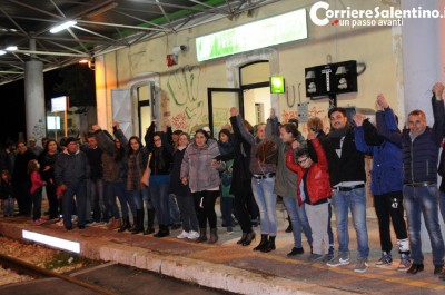 Sud-Est, oltre ai disservizi anche il pericolo delle sbarre che non si chiudono. Occupazione ad Acquarica - Corriere Salentino