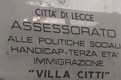 Lecce: Villa Citti, sede dell'assessorato alle politiche sociali, nel degrado - Corriere Salentino