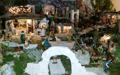 Presepe-Artistico-in-Pietra-Specchia