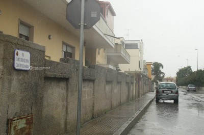 Nel portafogli soltanto 25 euro, bandito solitario spara commerciante di dolciumi ed il nipote: è caccia all'uomo - Corriere Salentino