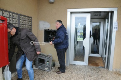 "Colpo" grosso a Tuglie, ladri rubano dal Postamat oltre 71mila euro - Corriere Salentino