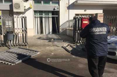 Sradicano Postamat e disseminano la strada di chiodi: "colpo" a Merine - Corriere Salentino