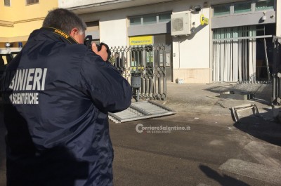 Sradicano Postamat e disseminano la strada di chiodi: "colpo" a Merine - Corriere Salentino