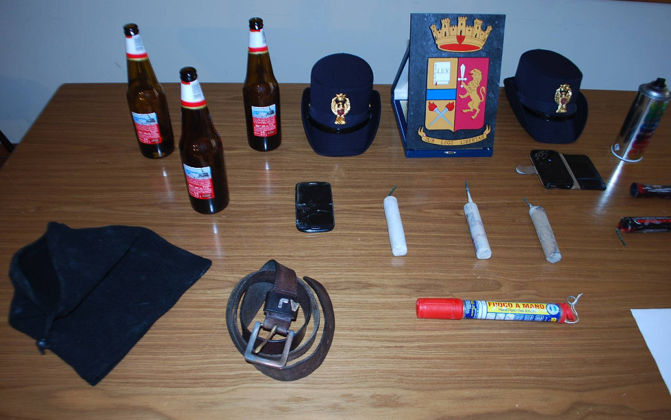 Tifo violento all’esterno dello stadio di Andria: sei ultras giallorossi finiscono in carcere