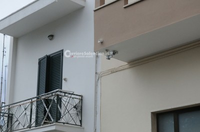 Paura a Casarano poco prima dell'alba, cinque fucilate contro l'abitazione di due fratelli - Corriere Salentino