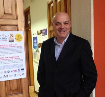 Dopo l'atto vandalico, botta e risposta tra il sindaco Taurino e il cantante Nandu Popu - Corriere Salentino