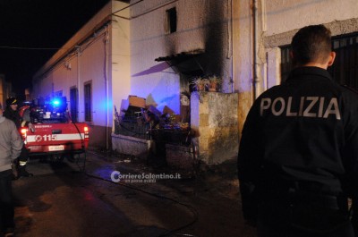 L'attentato incendiario riesce al secondo tentativo: ancora fiamme dolose a Taurisano - Corriere Salentino