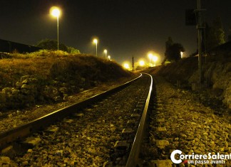 Minorenne trascinato sui binari, le minacce dei bulli: “Stai zitto”