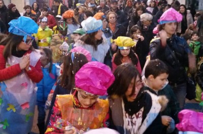 Carnevale dei Popoli, un sabato pomeriggio di festa per le strade del Quartiere San Pio - Corriere Salentino