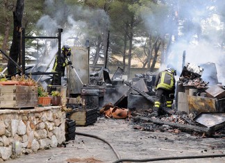 Alle fiamme chiosco-bar, attentato nel parco di Santa Maria di Leuca