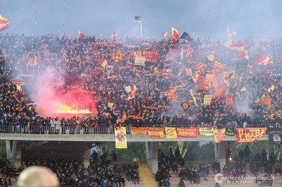 Il Lecce batte il Foggia 3-1 e vola in classifica - Corriere Salentino