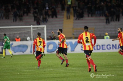 Il Lecce batte il Foggia 3-1 e vola in classifica - Corriere Salentino