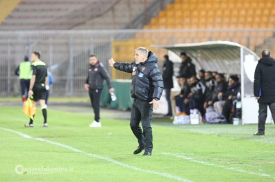 Il Lecce batte il Foggia 3-1 e vola in classifica - Corriere Salentino