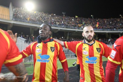 Il Lecce batte il Foggia 3-1 e vola in classifica - Corriere Salentino