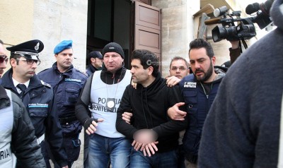 A distanza di un anno dal suo arresto: le intercettazioni dei fiancheggiatori dell'ex evaso - Corriere Salentino