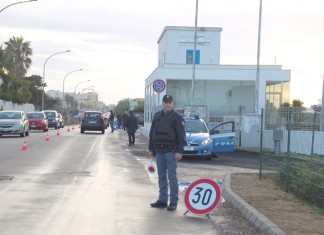 “Alt, polizia”: raffica di controlli nel gallipolino