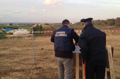 Rifiuti speciali seppelliti nel terreno, sequestrata discarica abusiva a Guagnano - Corriere Salentino